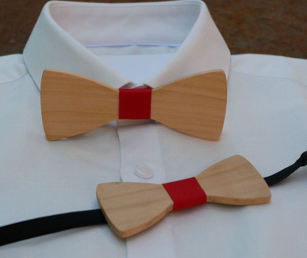 Wooden bow tie cherry wood oiled linen to be personalized made in France