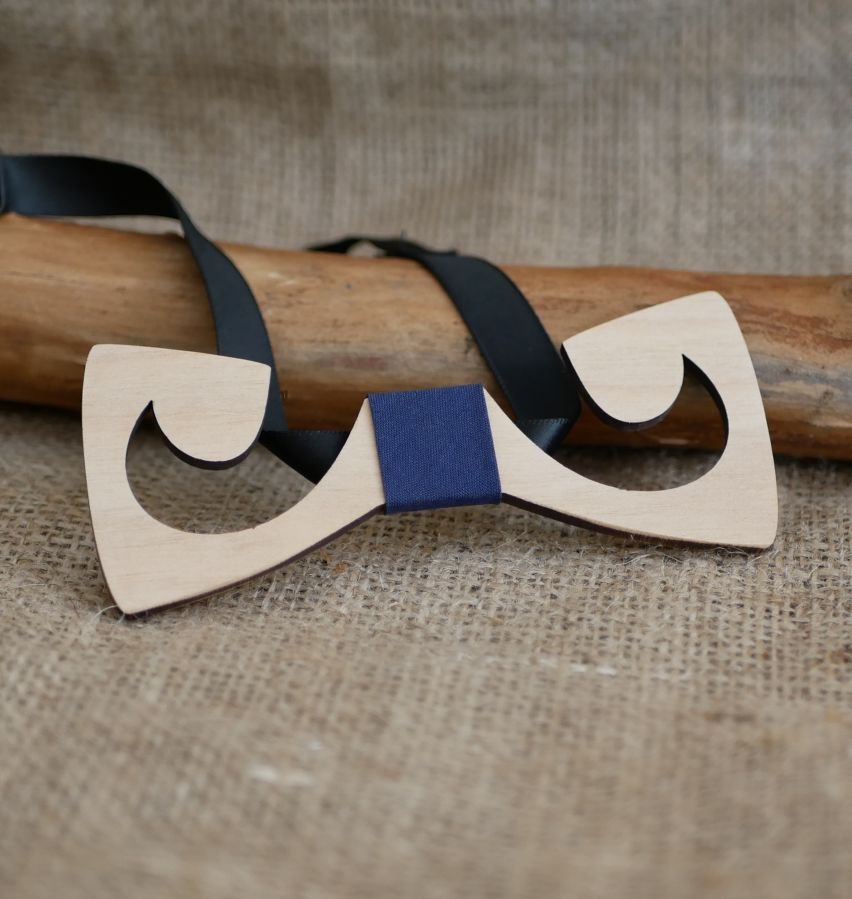 Wooden bow tie The non-mustachian