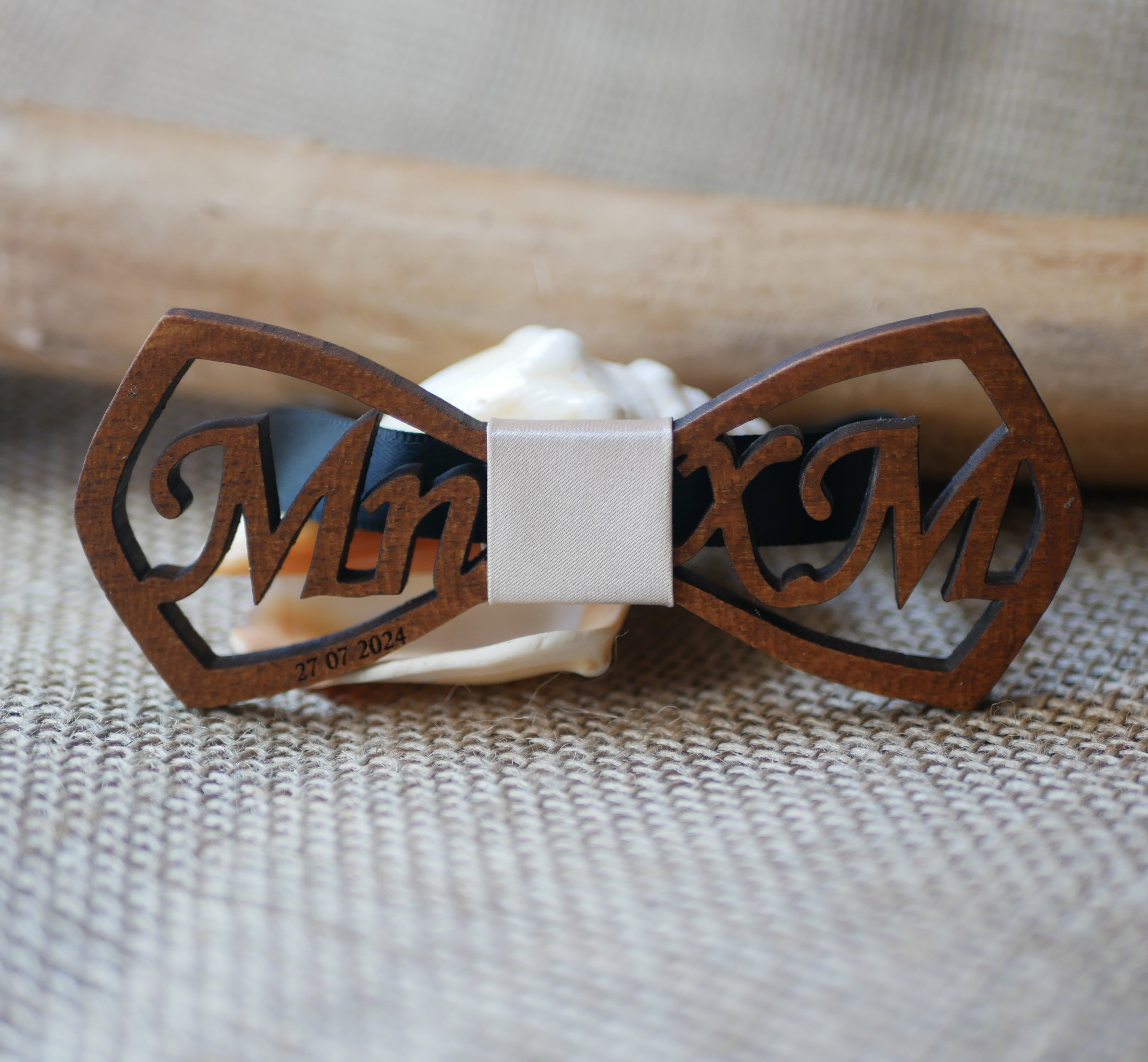 Le Rabl&eacute; wooden bow tie personalized double initials