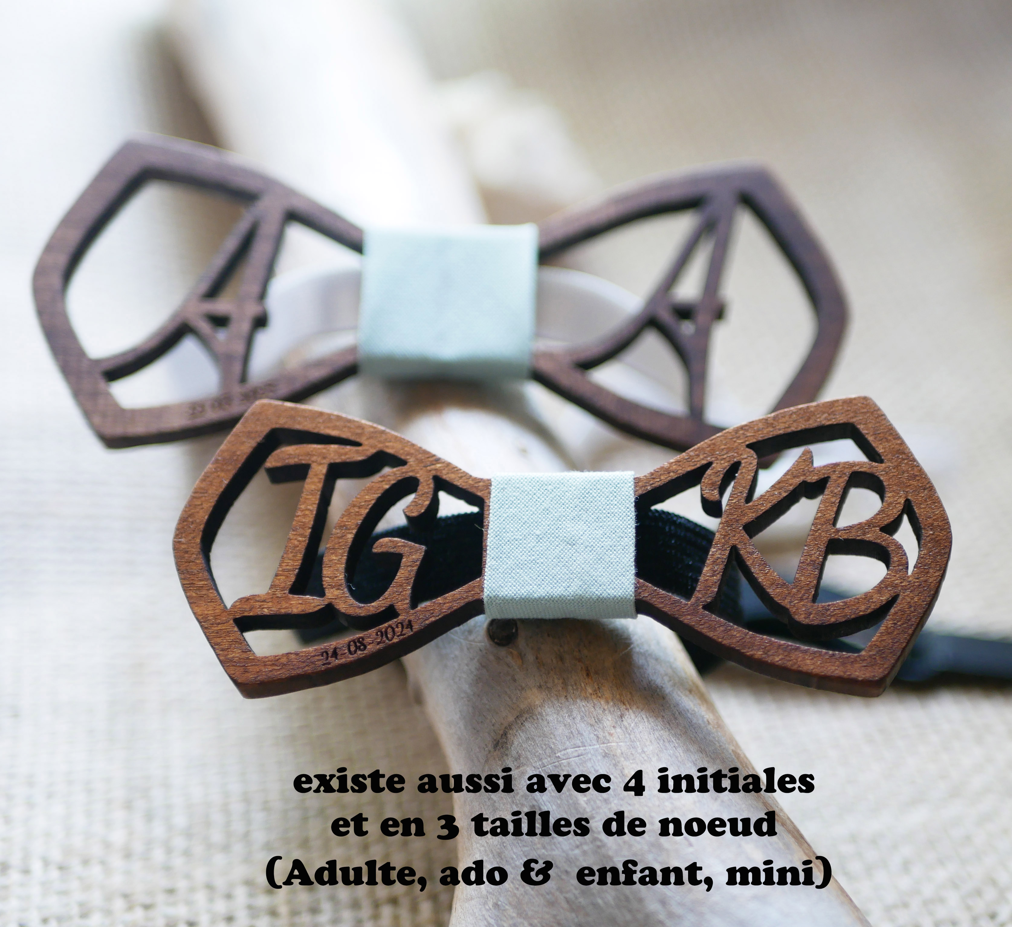 Wooden bow tie "le rablé" personalized with 2 openwork initials