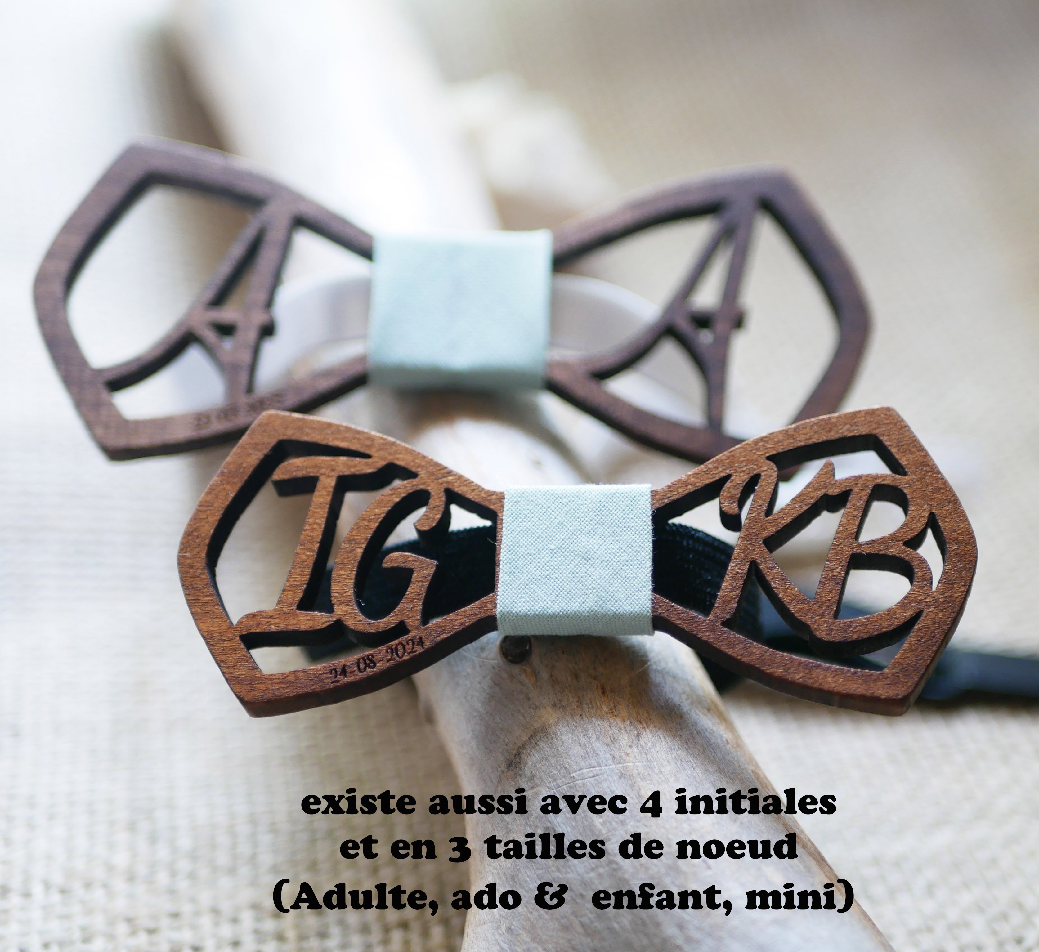 Wooden bow tie "le rabl&eacute;" personalized with 2 openwork initials