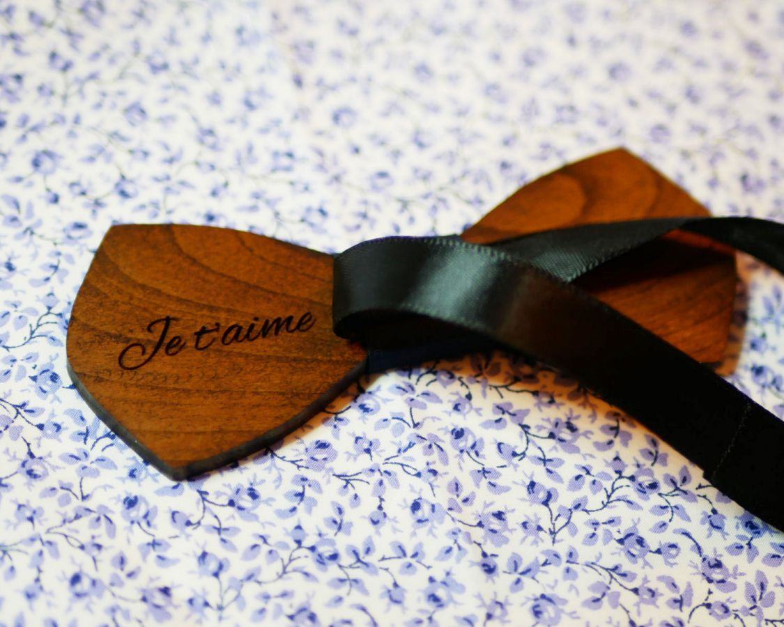 French wooden bow tie for men "le rablé" small size and customizable