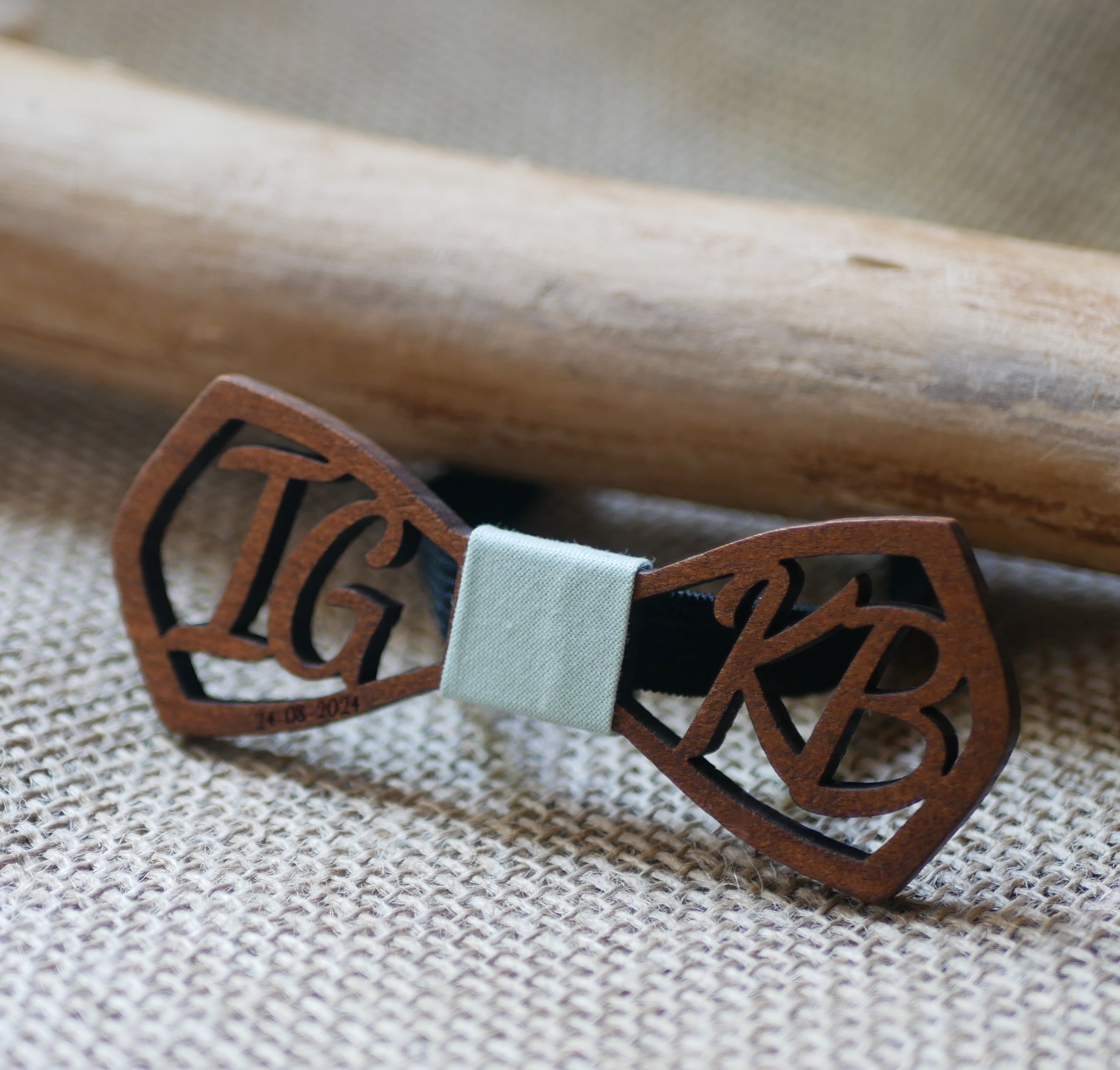 Le Rabl&eacute; wooden bow tie personalized double initials