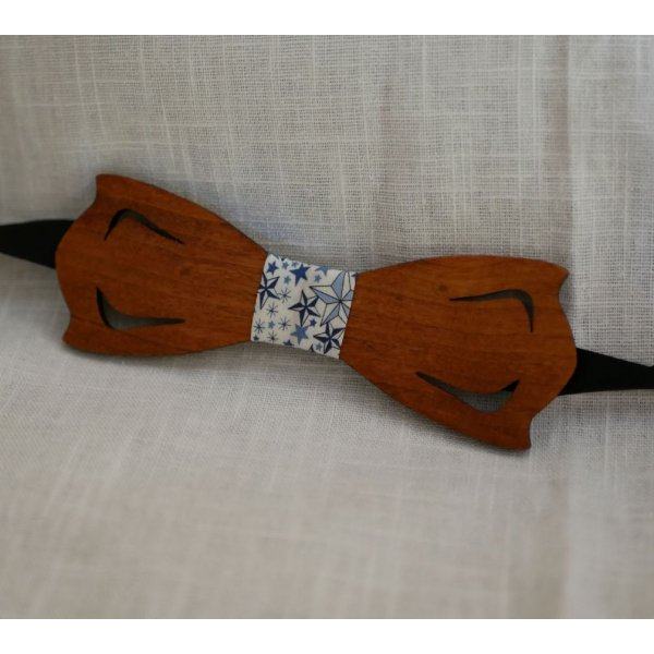 Trompe l'oeil wooden ribbon bow tie to personalize