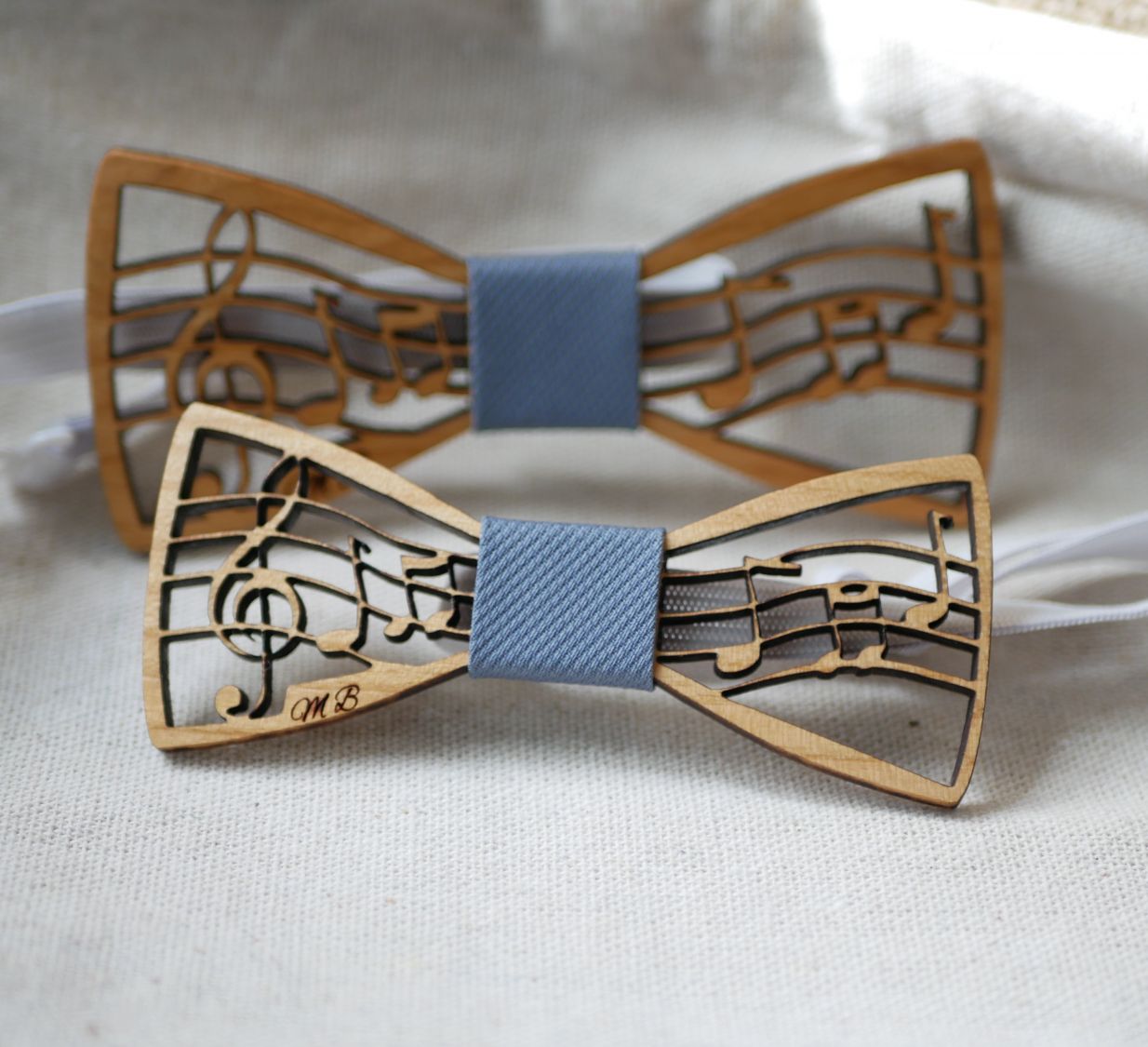 Wooden bow tie with music theme, score and treble clef, customizable