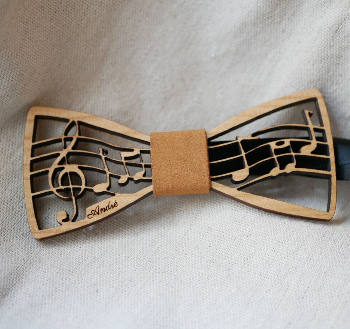 Wooden bow tie with music theme, score and treble clef, customizable
