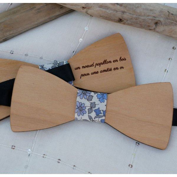 Bow tie with straight edges in natural French wood to be personalized by engraving made in France