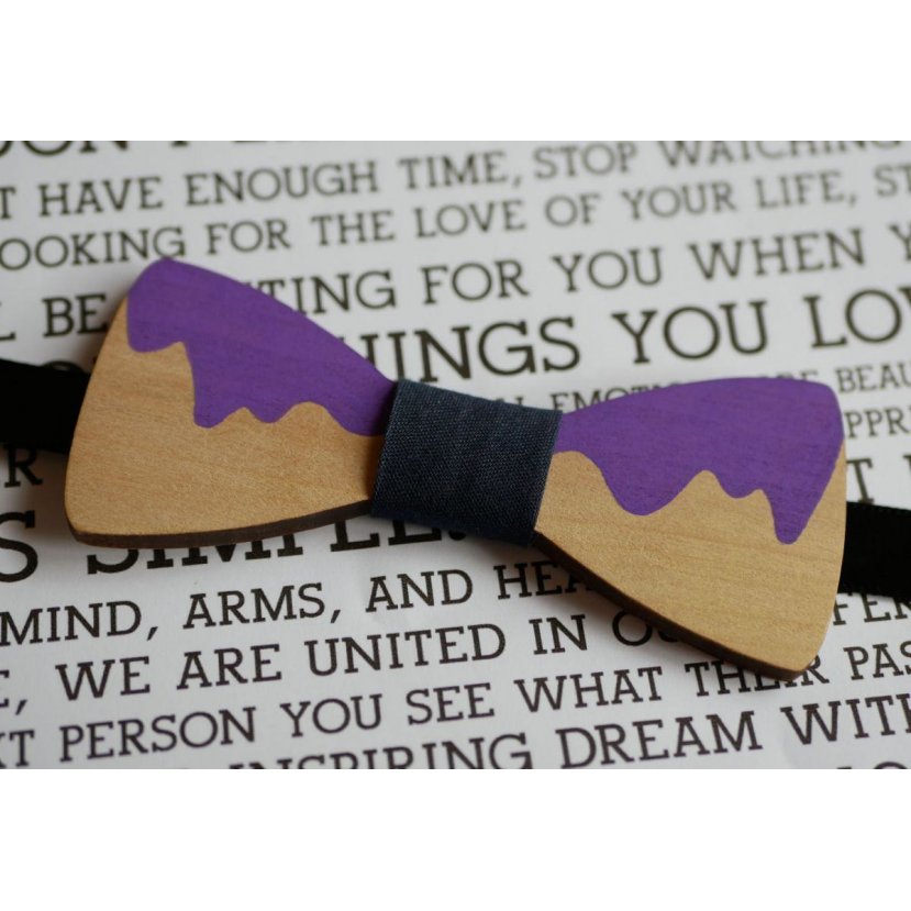 Two-tone wooden bow tie for children to personalize