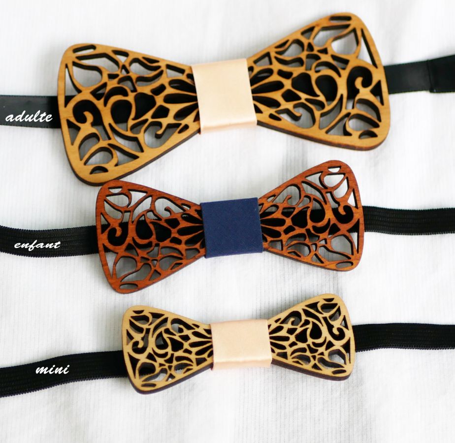 Children's wooden bow tie with openwork arasbesques