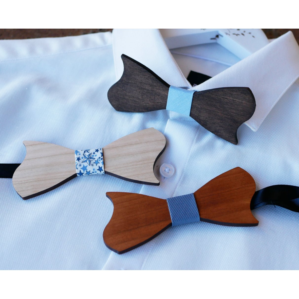 Asymmetrical bow tie in cherry wood to be personalized Made in France