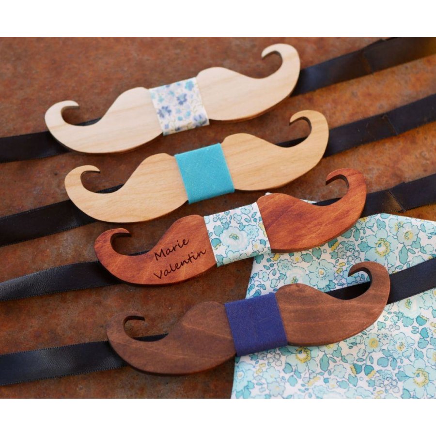 Cherry wood Moustache bow tie to personalize made in France