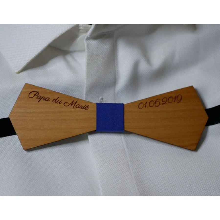 Long pointed bow tie in walnut to be personalized Gift for men