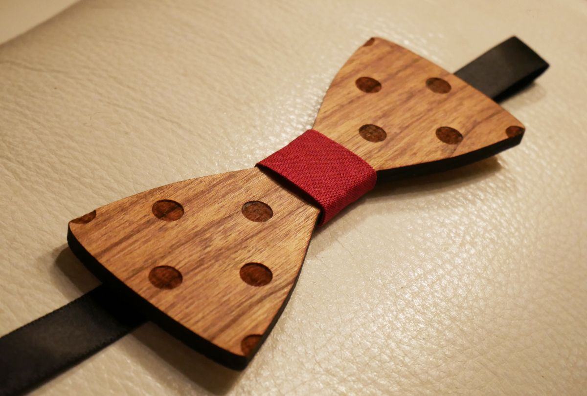 Engraved wood stained polka dot bow tie to personalize