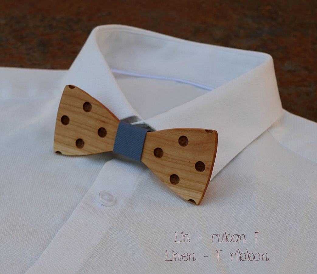 Engraved wood stained polka dot bow tie to personalize