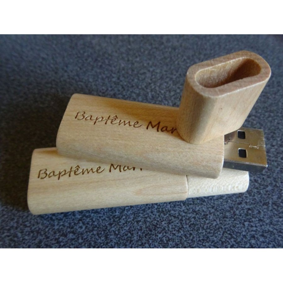 Small engraved wooden USB key to personalize