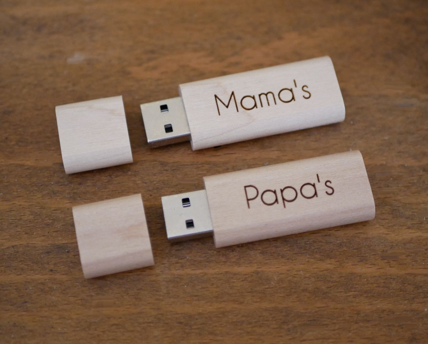 Small engraved wooden USB key to personalize