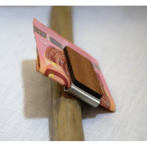 Wooden money clip to personalize
