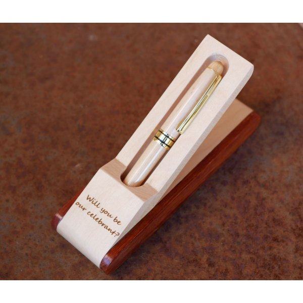 Wooden pen box engraved in a box to personalize 