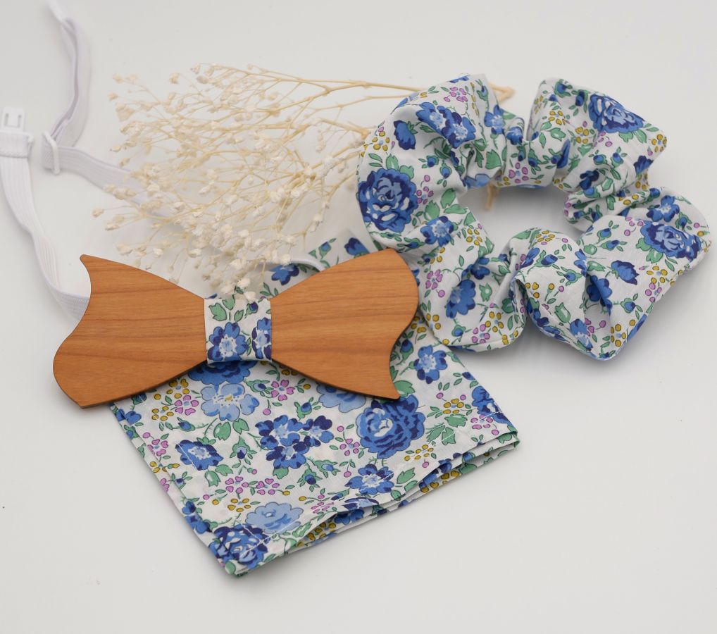 Blue Liberty pouch + scrunchie + wooden bow tie customizable