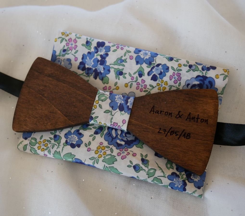 Blue Liberty pouch + scrunchie + wooden bow tie customizable