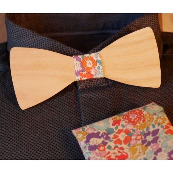 Liberty L12 pouch and wooden bow tie