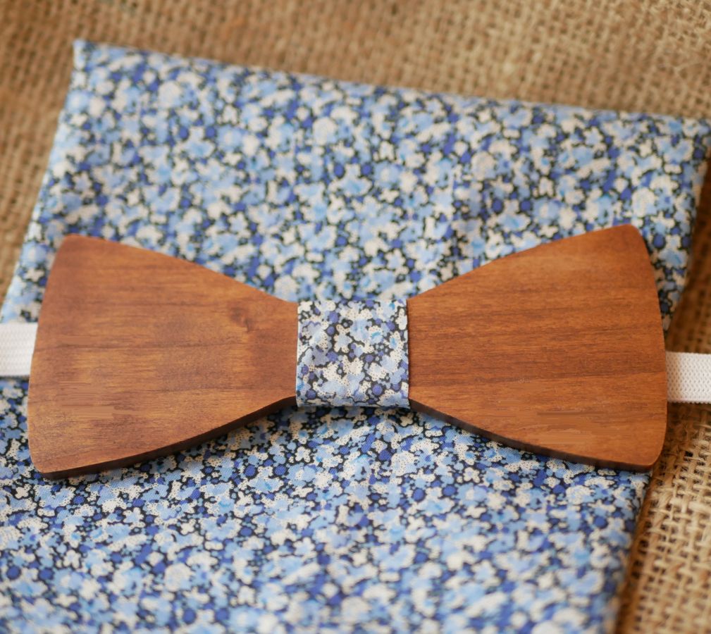 Liberty Pepper blue clutch bag and wooden bow tie customizable