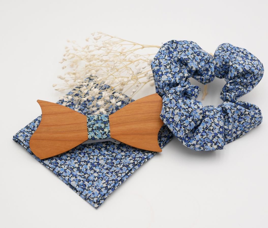 Liberty Pepper blue clutch bag and wooden bow tie customizable