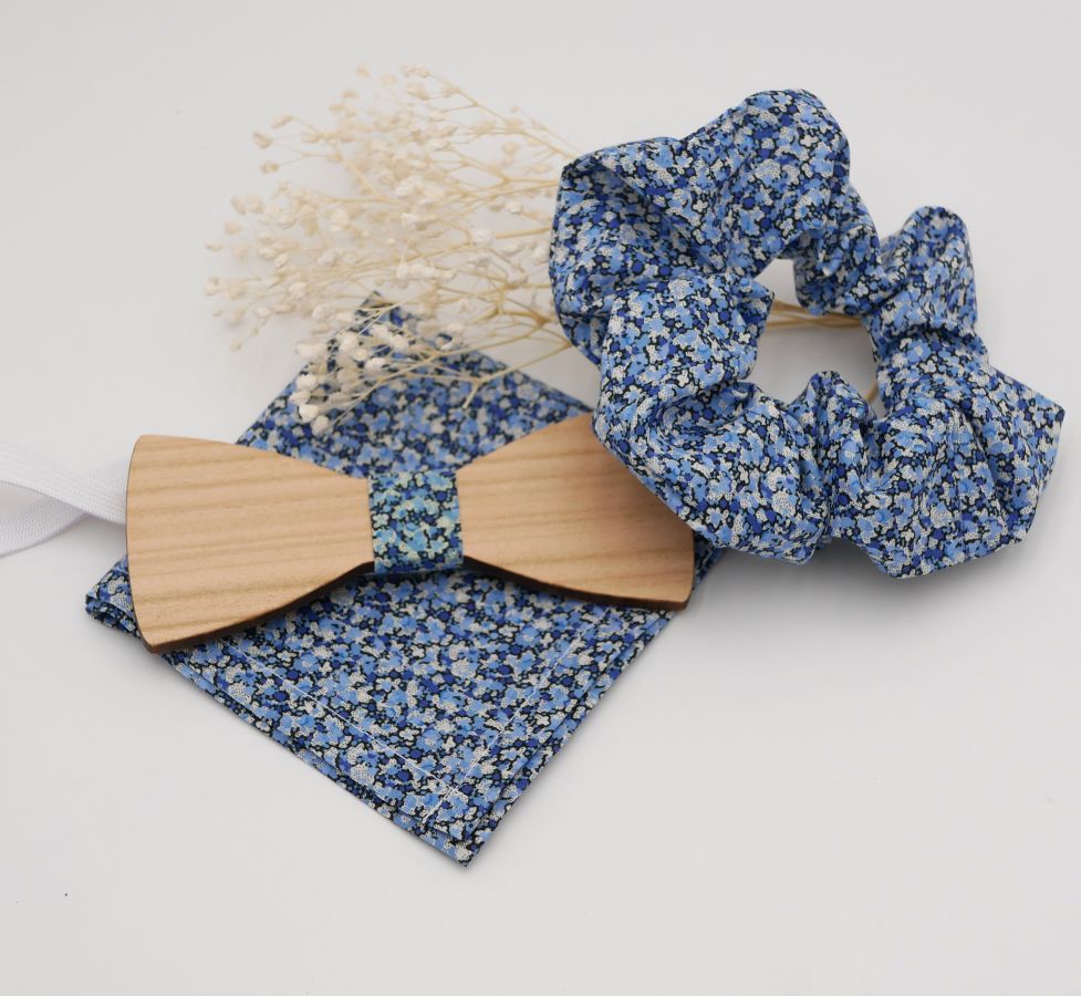 Liberty Pepper Blue pouch + scrunchie + customizable wooden bow tie