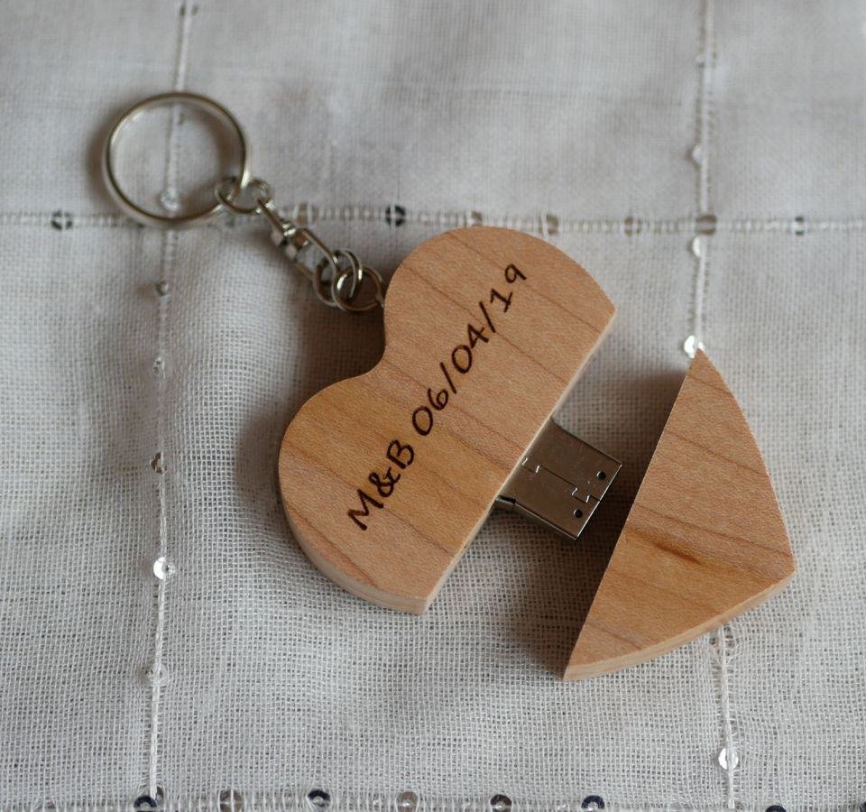 128 GB engraved wooden heart USB flash drive to personalize