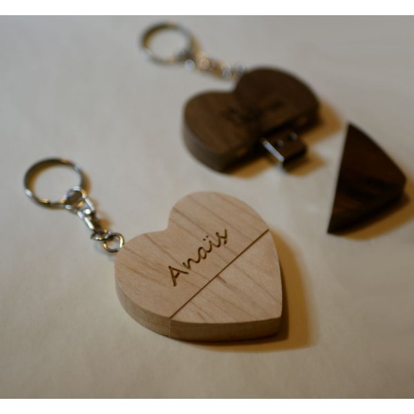 Wooden engraved heart USB key ring to personalize