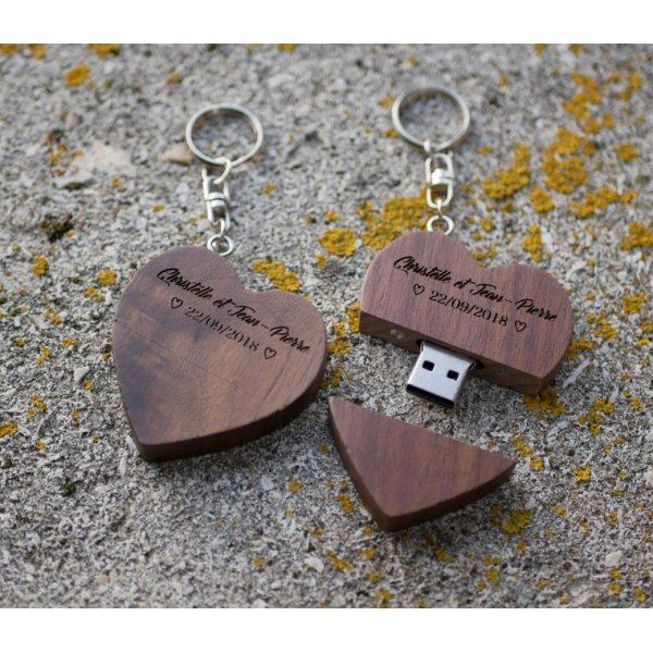 Heart-shaped USB key ring in dark wood to personalize by engraving