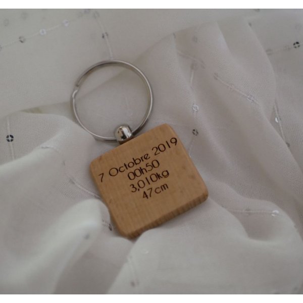 St Christophe square wooden key ring to personalize by engraving