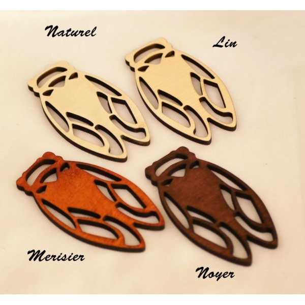 4 Wooden Coasters Wooden Cicadas to personalize