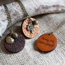 Engraved wooden pendant with charms to personalize