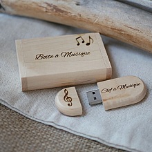 Cl&eacute; Usb 128 Go 3.0 dans coffret personnalis&eacute; bois clair d'&eacute;rable