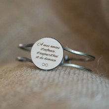 Brass and wood bracelet with customizable cabochon 