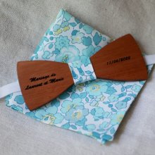 Liberty Betsy Mint Green Wooden Bow Tie Pouch