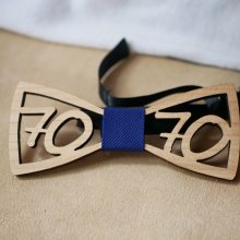 Wooden bow tie with openwork birthday numbers to personalize