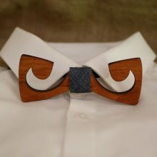 Wooden bow tie The non-mustachian