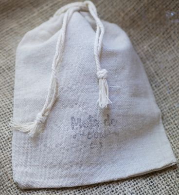 Each in a linen pouch (+ 5.00 €)